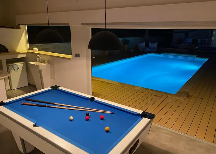 Maison Avec Piscine Pour 2 Personnes A Ferienhaus
