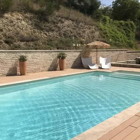 Maison Avec Piscine Pour 2 Personnes A Holiday home