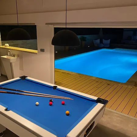 Maison Avec Piscine Pour 2 Personnes A בית נופש